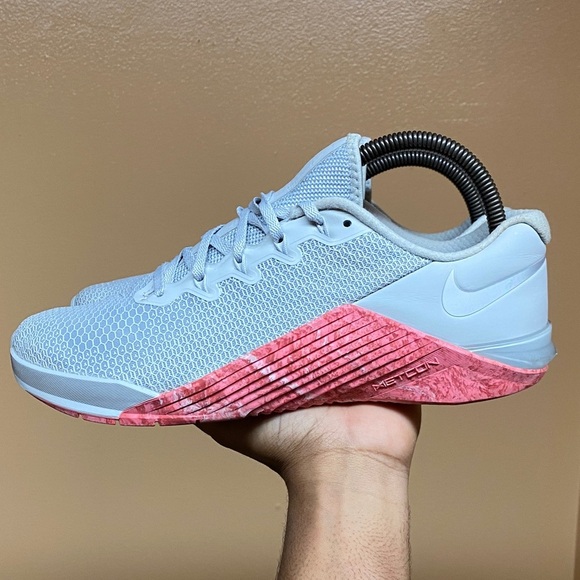 Nike Metcon 5 Women’s Running Sneakers - Pure Platinum Size 10 - Picture 3 of 16